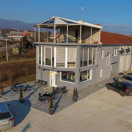 Binta Hostel Vranje Exterior photo